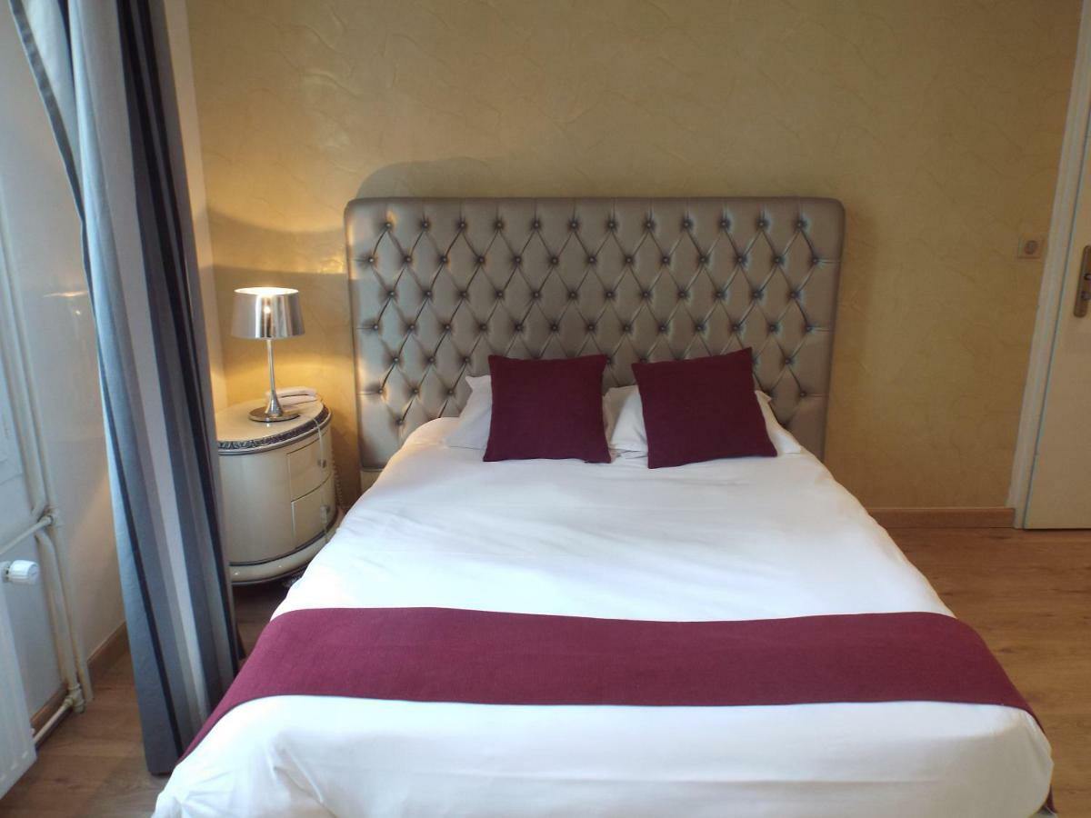 Logis Saint Martin Hotel 3*