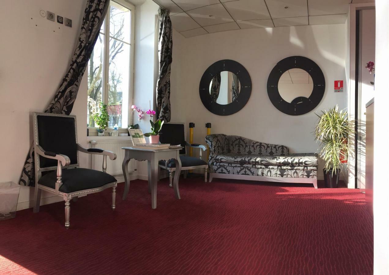 Hotel Logis Saint Martin 3*
